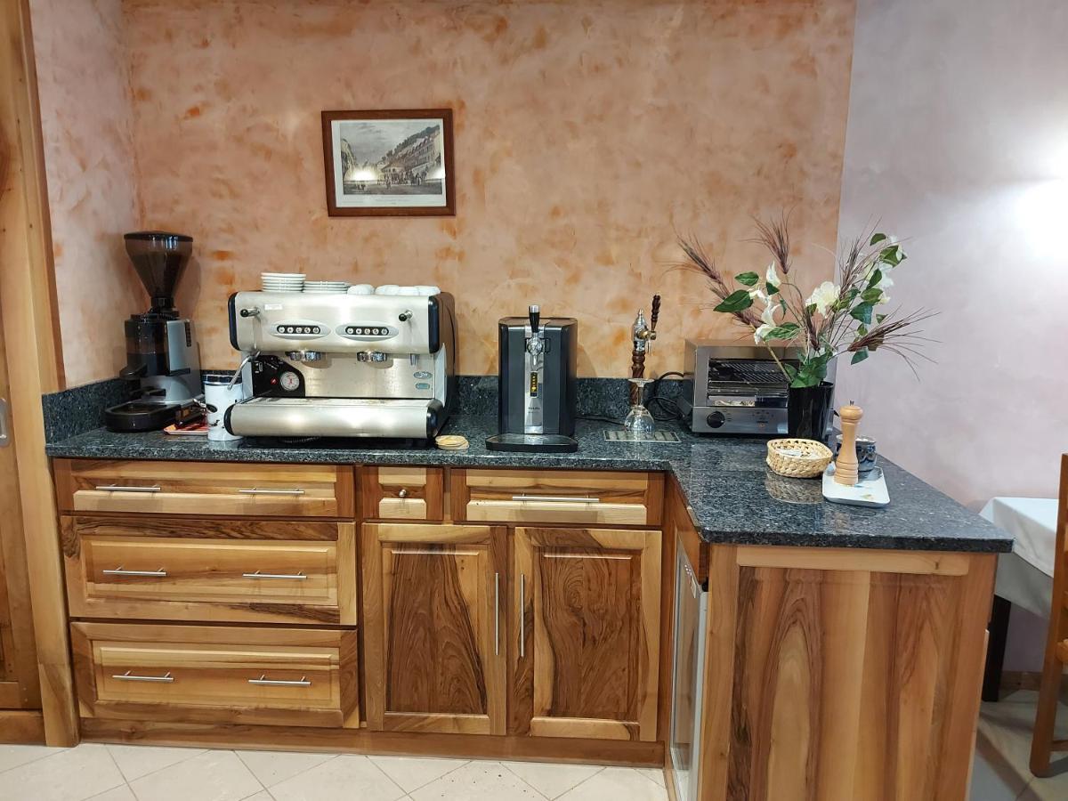 בארג'ס Hotel La Montagne Fleurie מראה חיצוני תמונה