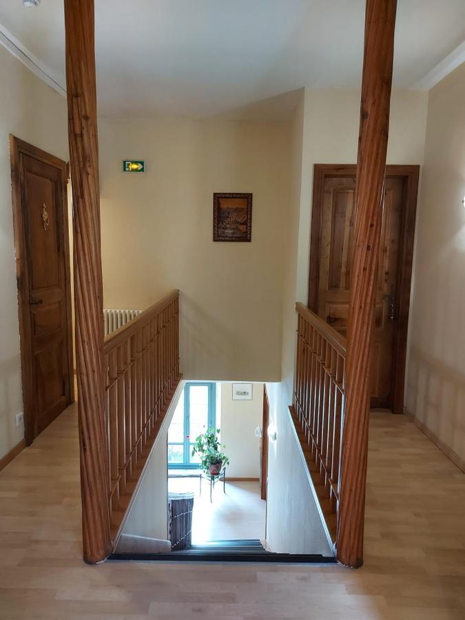 בארג'ס Hotel La Montagne Fleurie מראה חיצוני תמונה