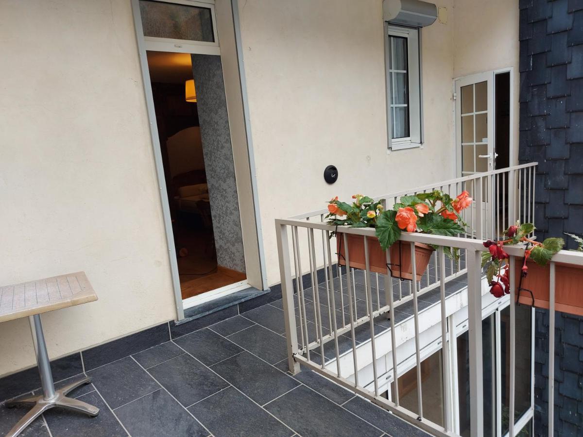 בארג'ס Hotel La Montagne Fleurie מראה חיצוני תמונה