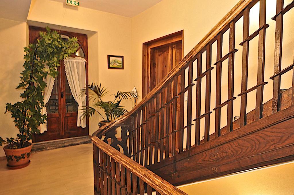 בארג'ס Hotel La Montagne Fleurie מראה חיצוני תמונה